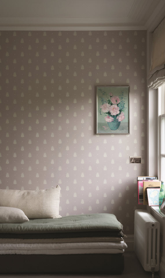 farrow and ball bumblebee wallpaper,camera,parete,sfondo,interior design,camera da letto