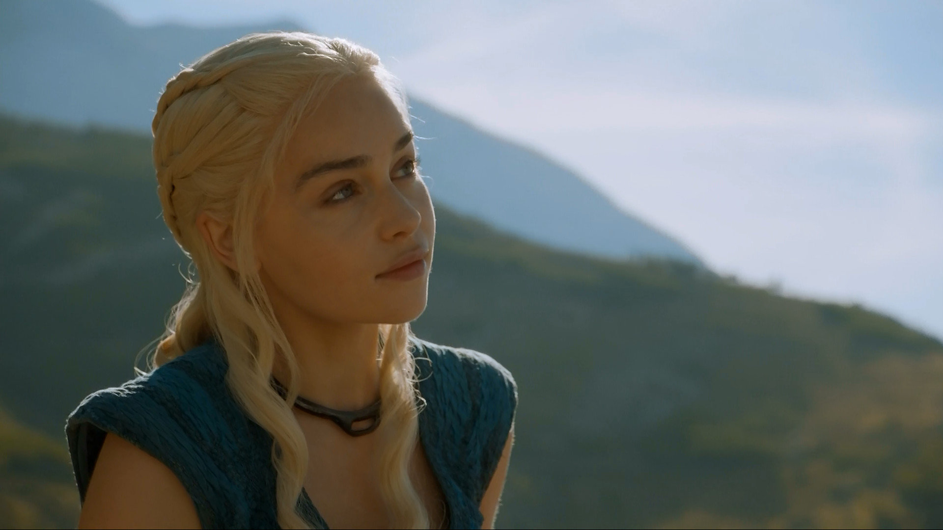 daenerys wallpaper hd,capelli,viso,biondo,bellezza,cielo