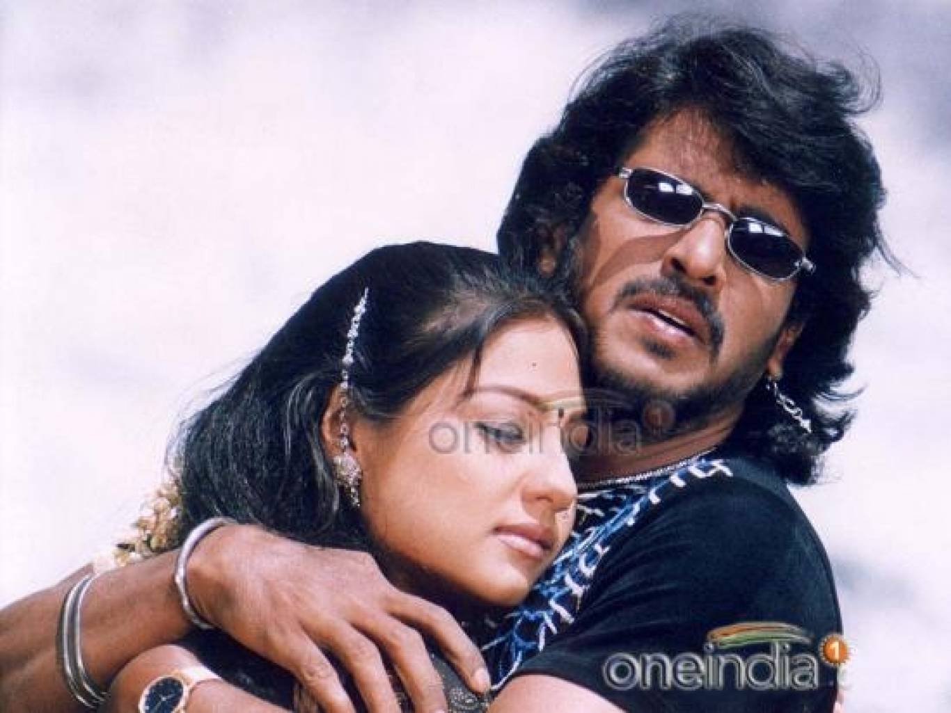 upendra wallpapers,eyewear,cool,fun,hug,romance