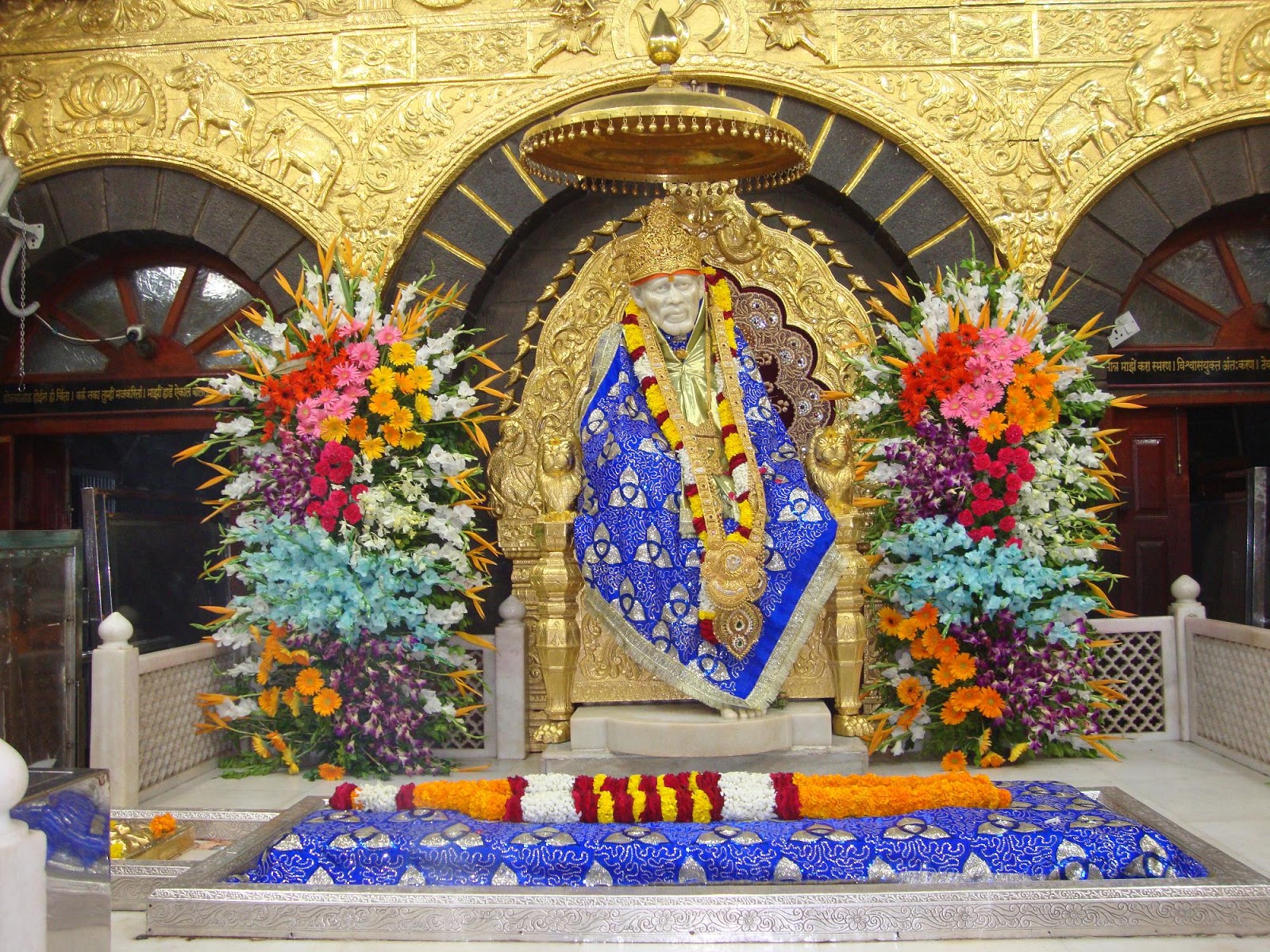 darshan wallpaper,arch,architecture,shrine,place of worship,floristry