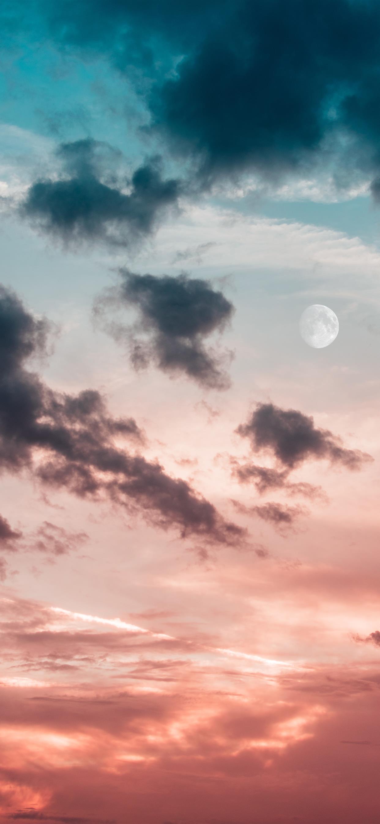 モバイル用の月の壁紙,空,雲,昼間,残照,雰囲気