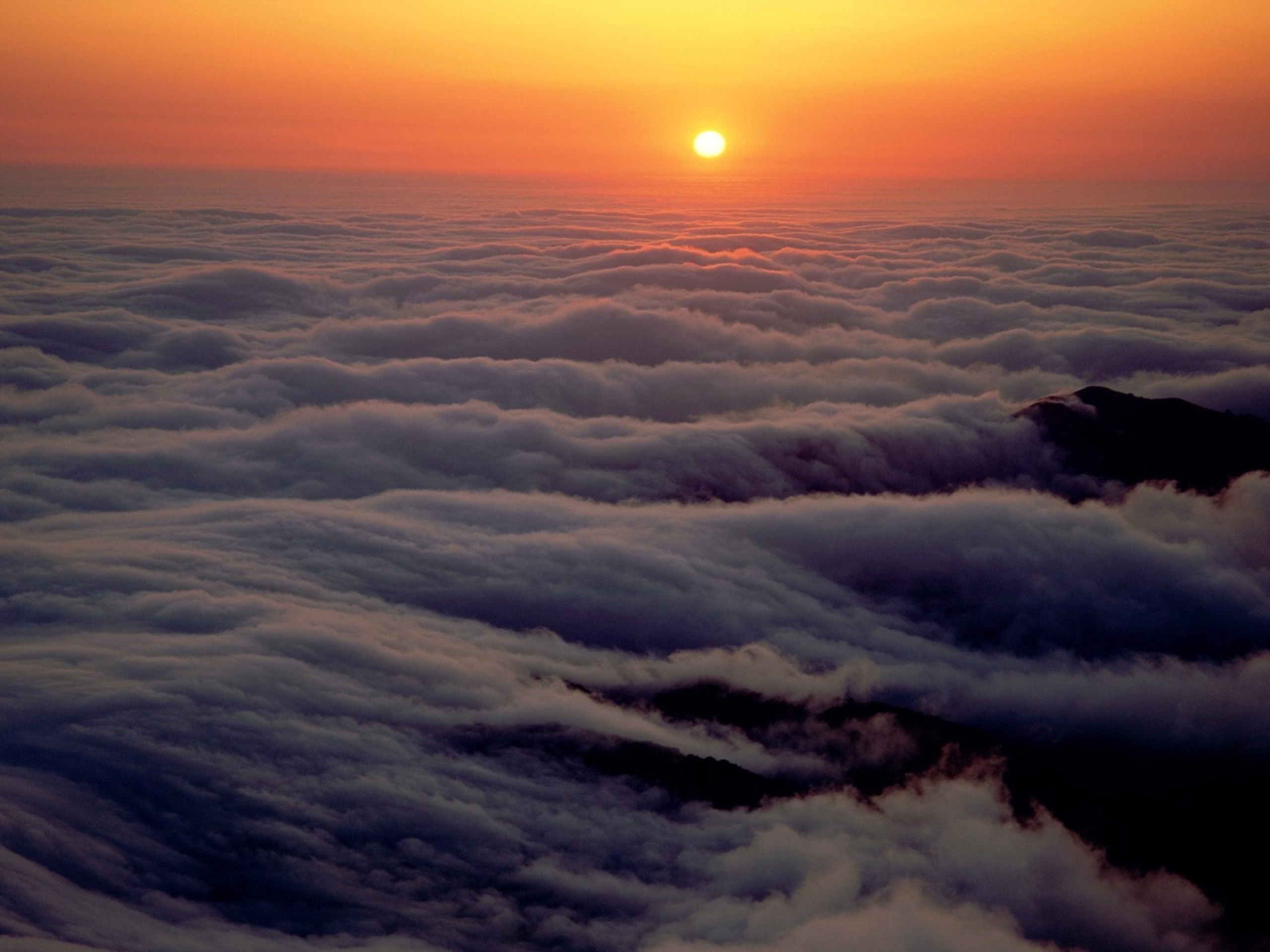 夕焼け雲の壁紙,空,地平線,雲,雰囲気,海