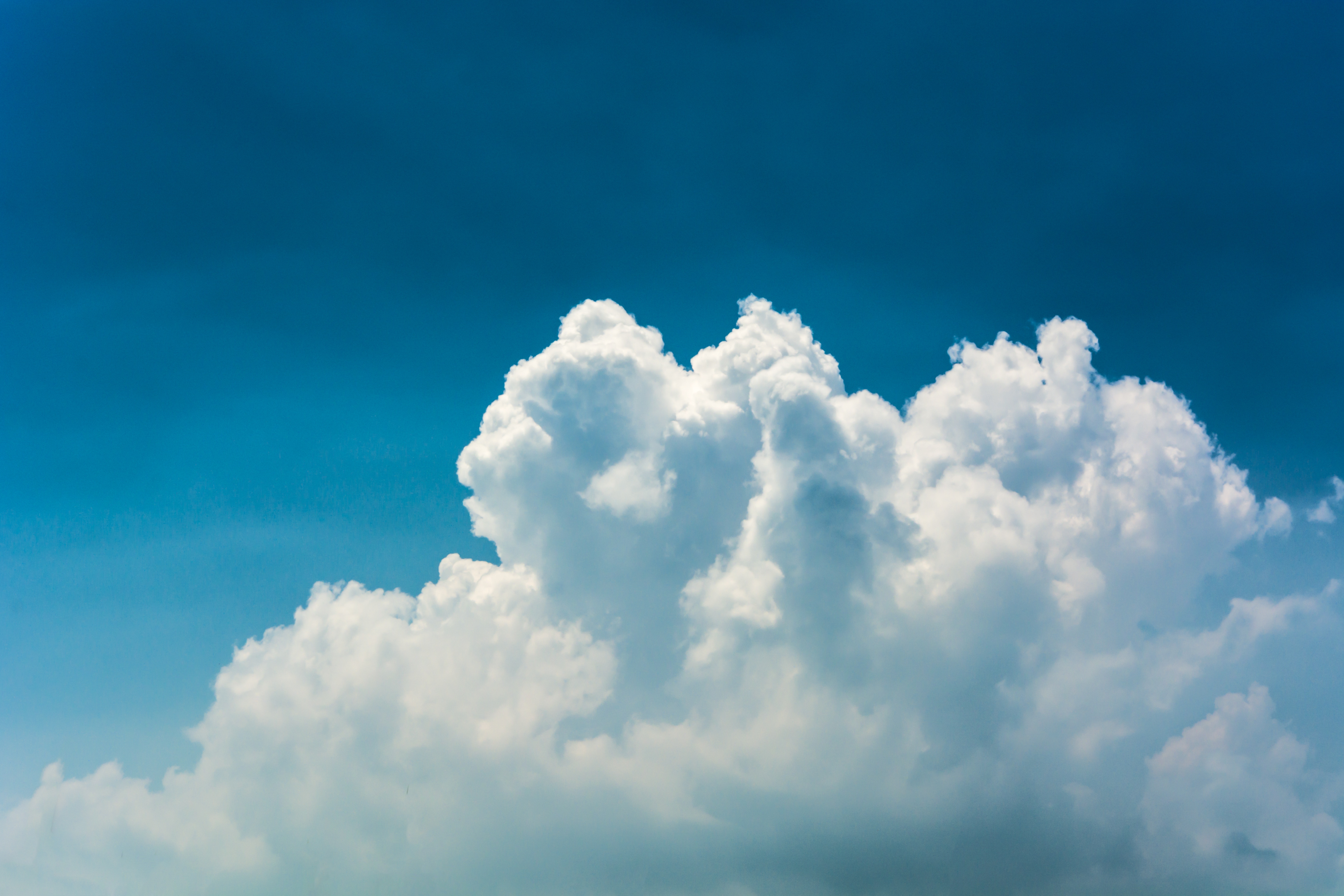 blue cloud wallpaper,sky,cloud,daytime,cumulus,blue