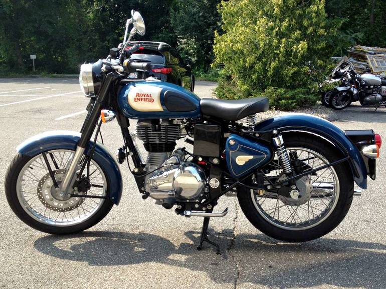 royal enfield classic 350 wallpapers 1366x768,land vehicle,vehicle,motorcycle,car,motor vehicle