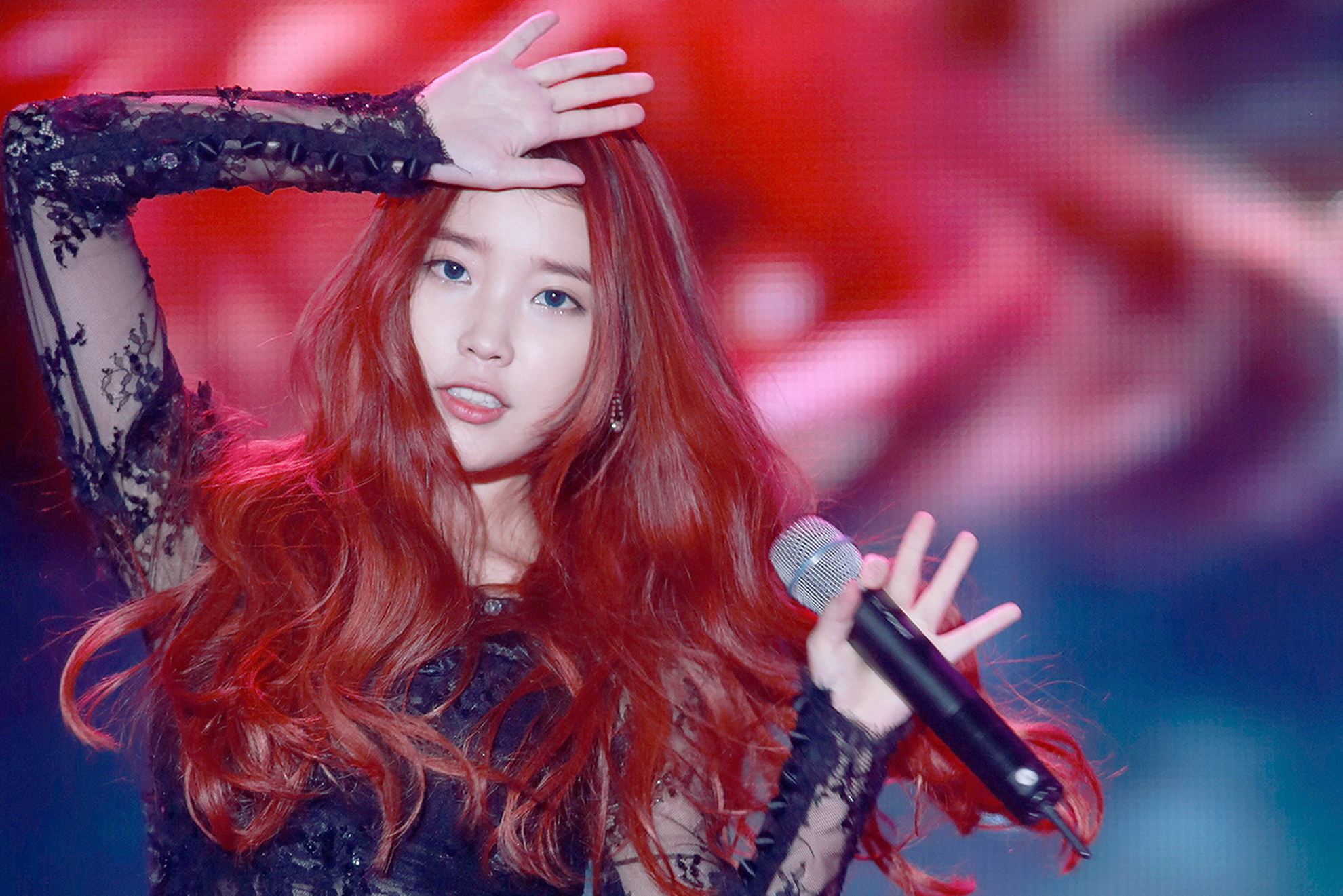 iu sfondi iphone,capelli,rosso,bellezza,cantante,labbro