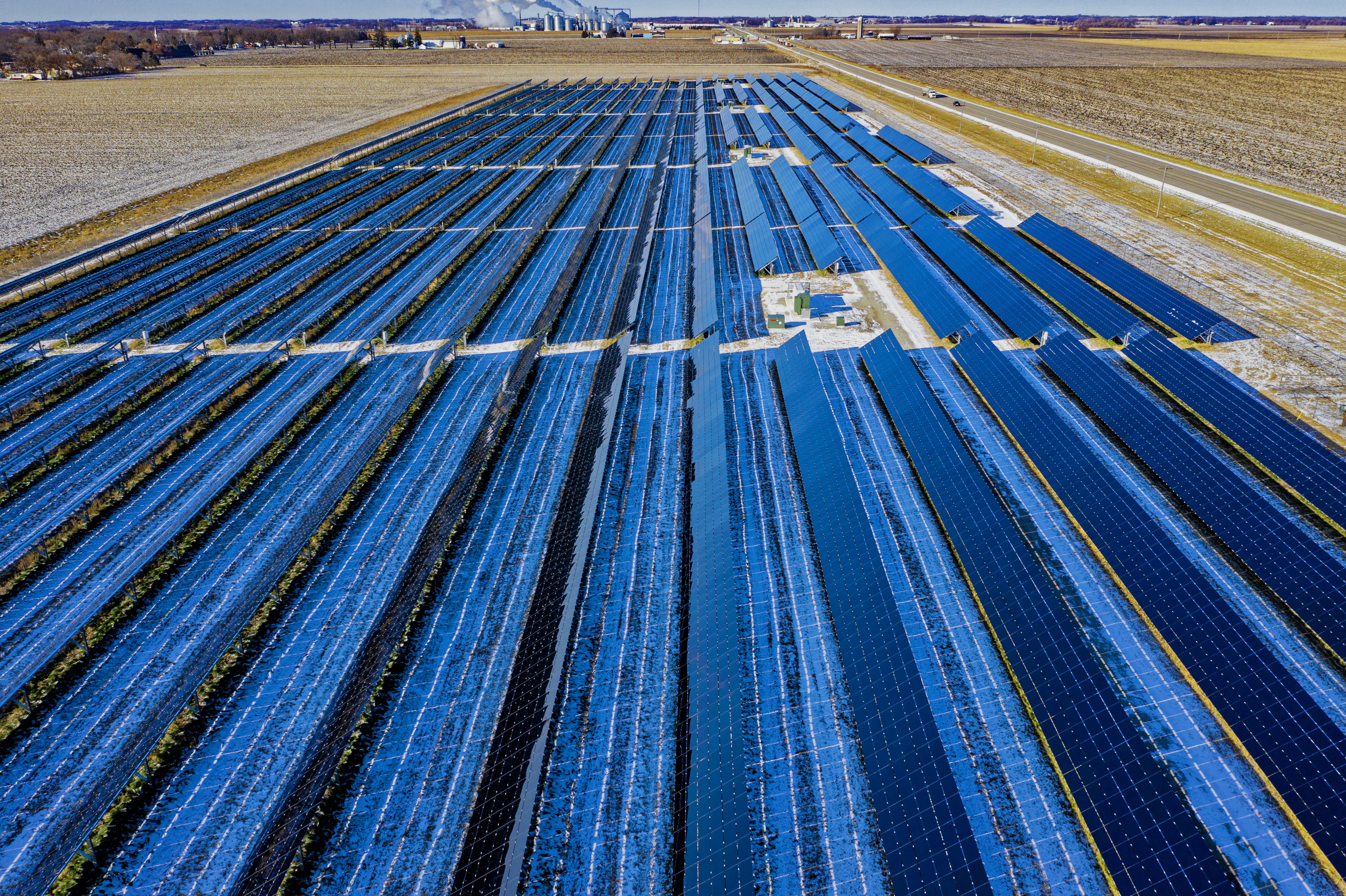 solar panel wallpaper,blue,line,field,metal,technology