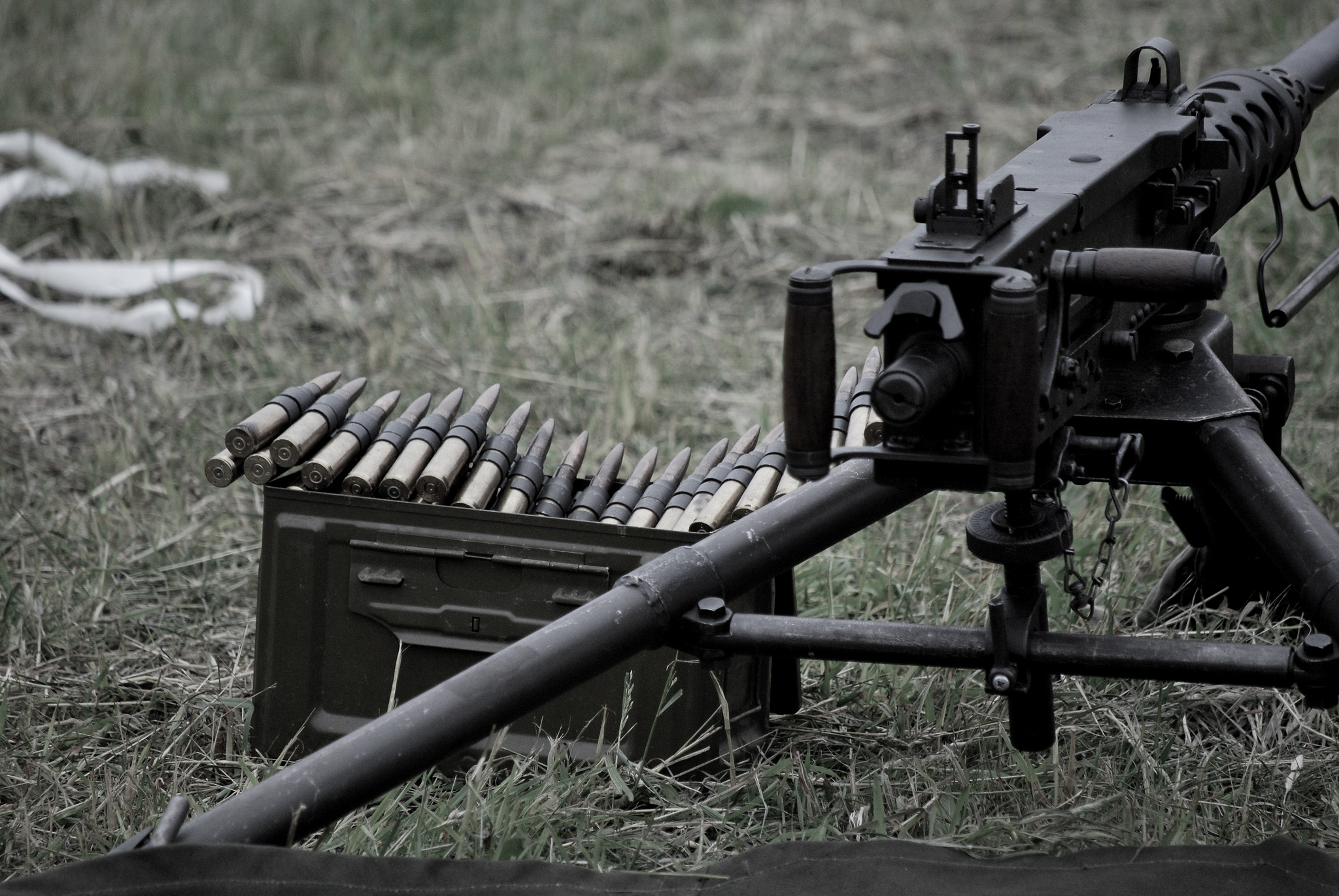 machine gun wallpaper,gun,machine gun,mortar,soldier,ammunition belt