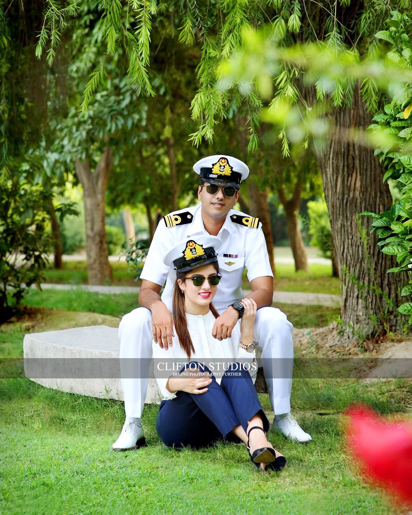 sfondi amore dell'esercito,fotografia,seduta,erba,prato,tempo libero