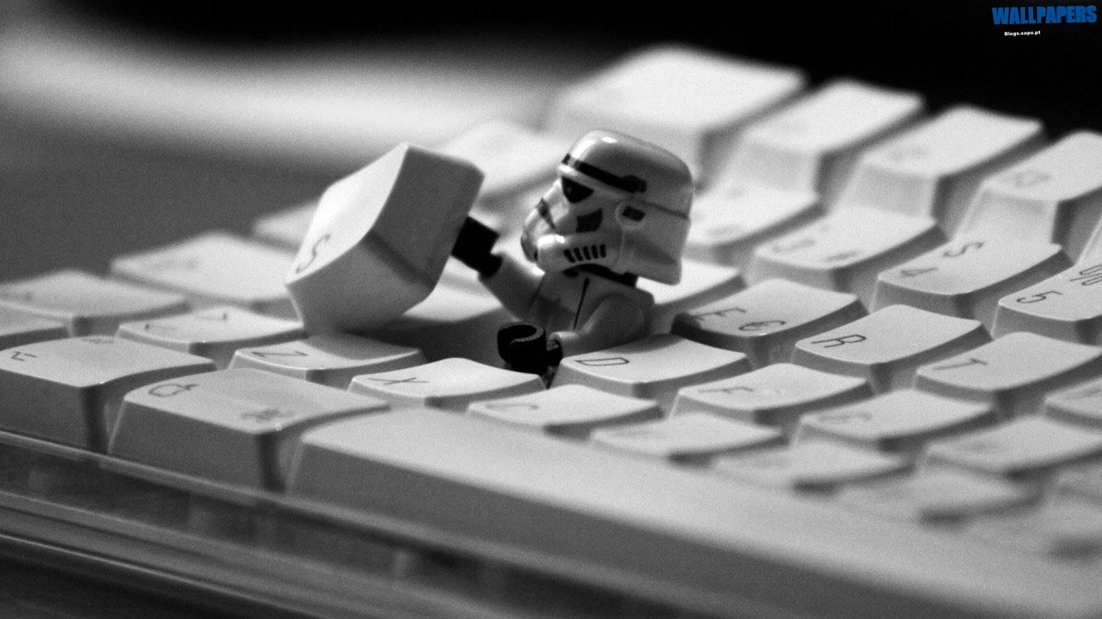 fondo de pantalla imperial de star wars,juegos,juegos de interior y deportes,teclado,fuente,en blanco y negro