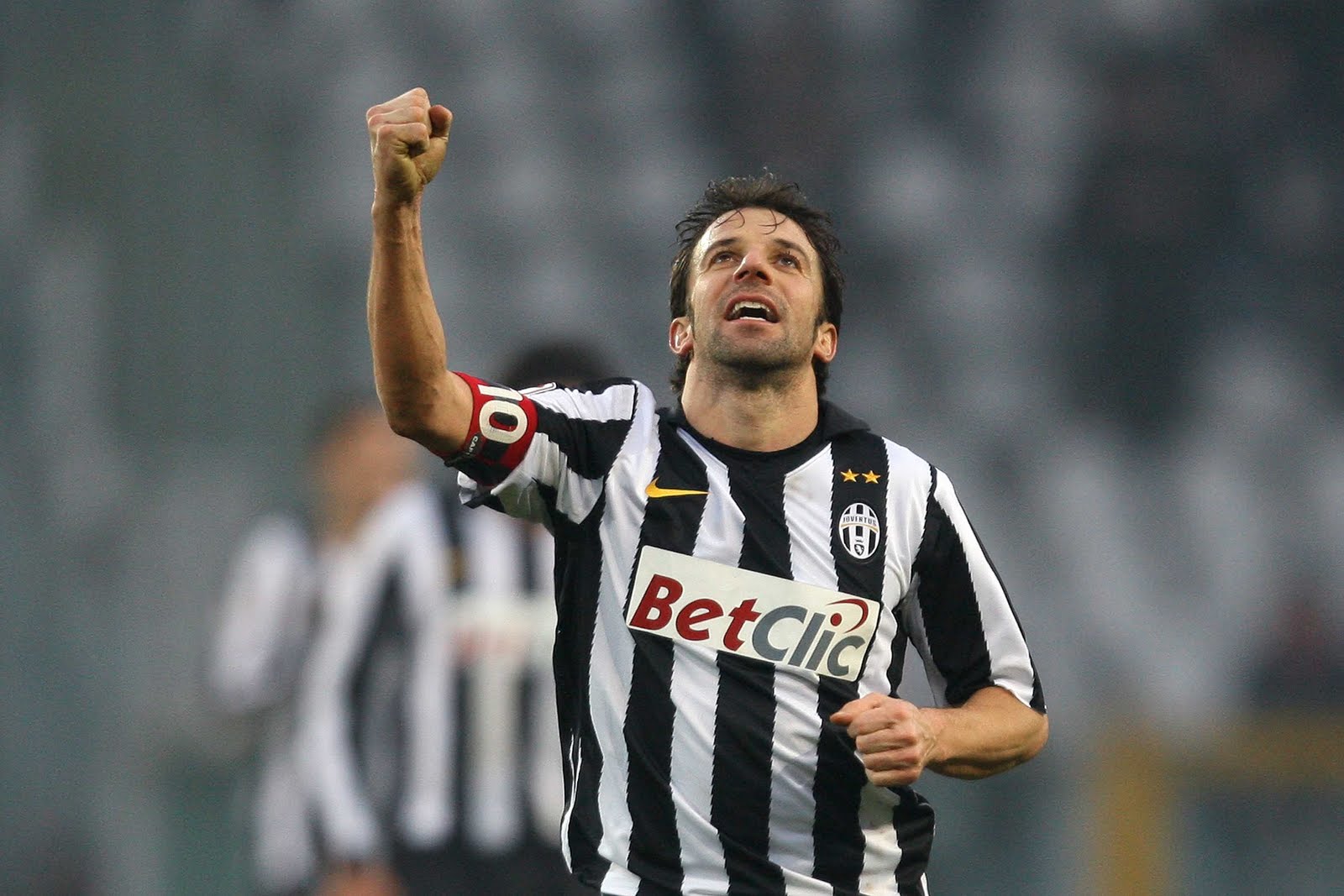 del piero wallpaper,player,fan,football player,sports,gesture