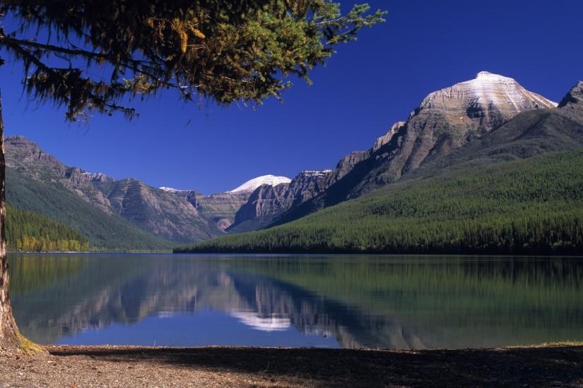 paisaje fondo de pantalla hd descarga gratuita,montaña,paisaje natural,naturaleza,cuerpo de agua,reflexión
