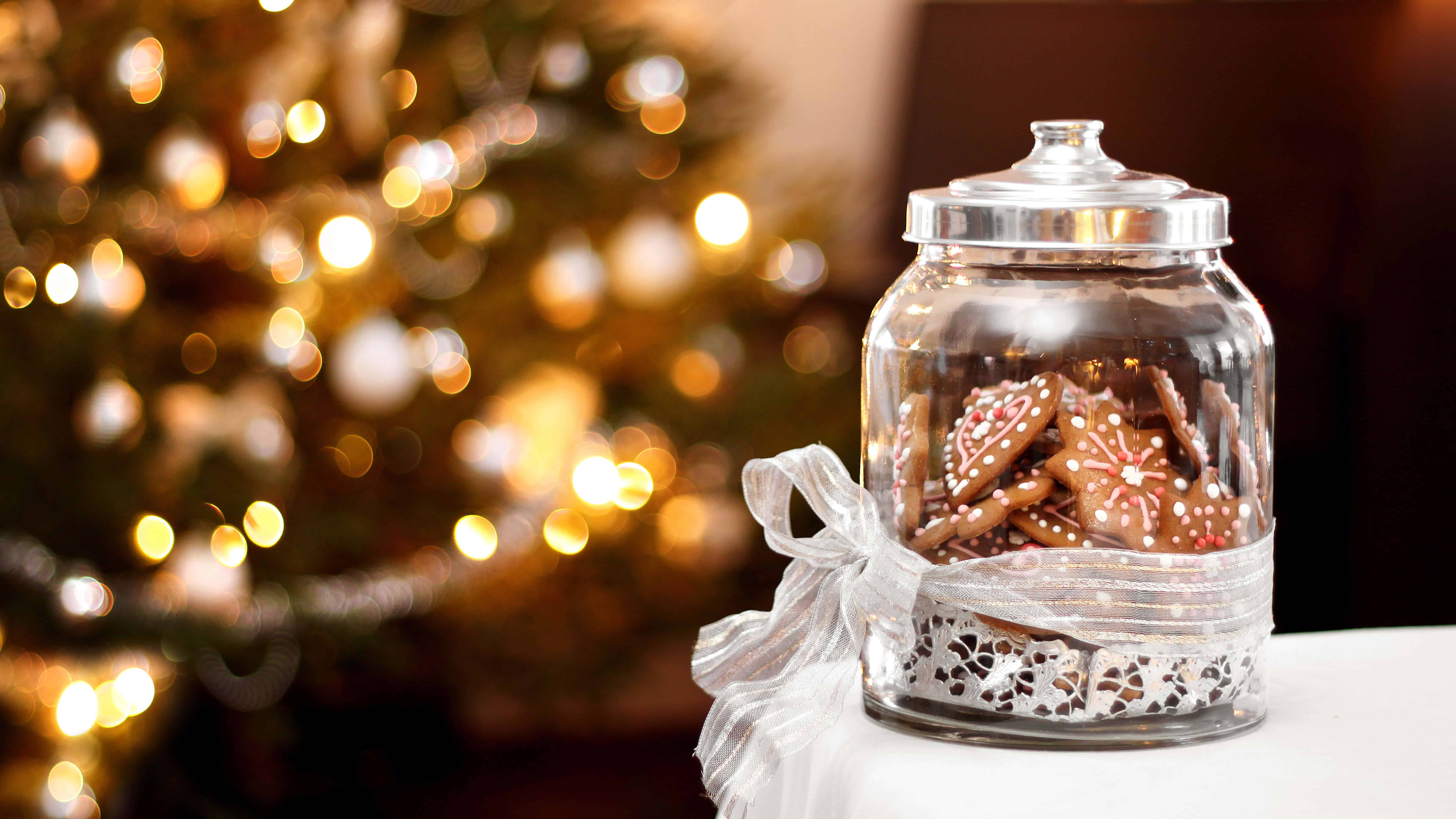 gingerbread wallpaper,food,cuisine,mason jar,snack,christmas