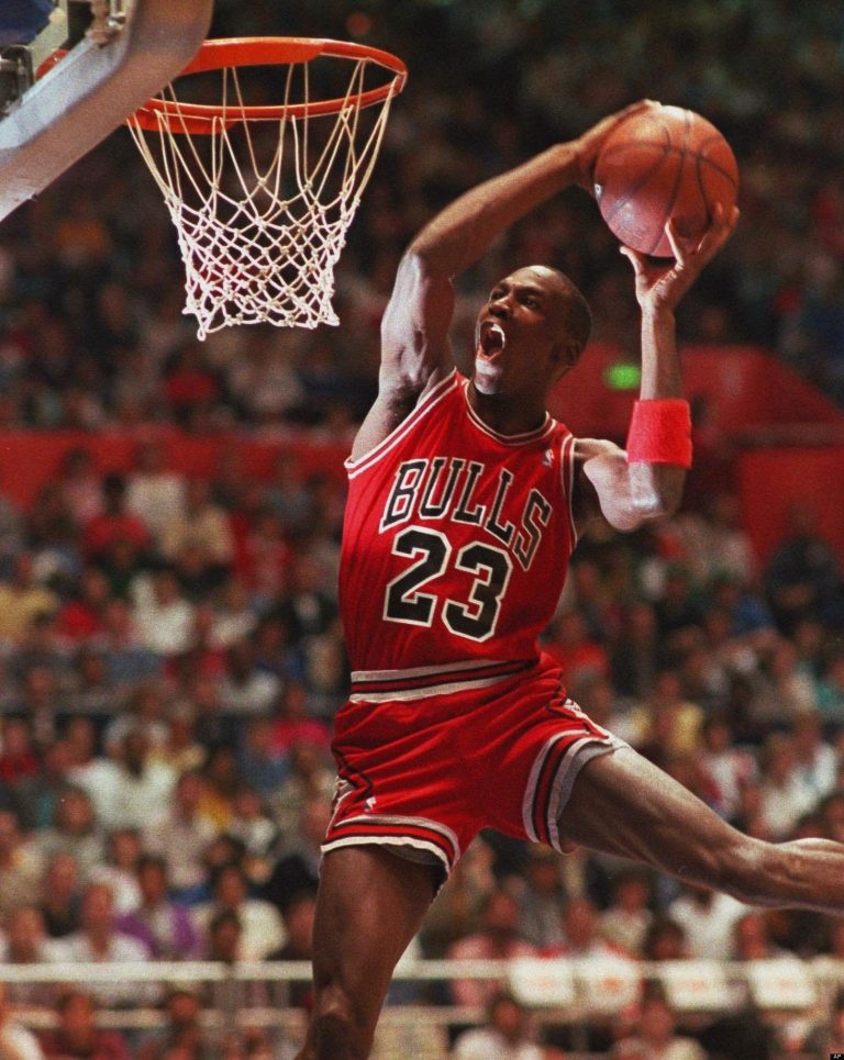 fond d'écran michael jordan,mouvements de basket ball,des sports,joueur de basketball,joueur,basketball