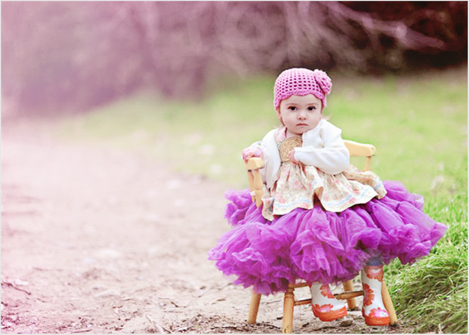 fond d'écran mignon bébé,rose,vêtements,enfant,costume,robe