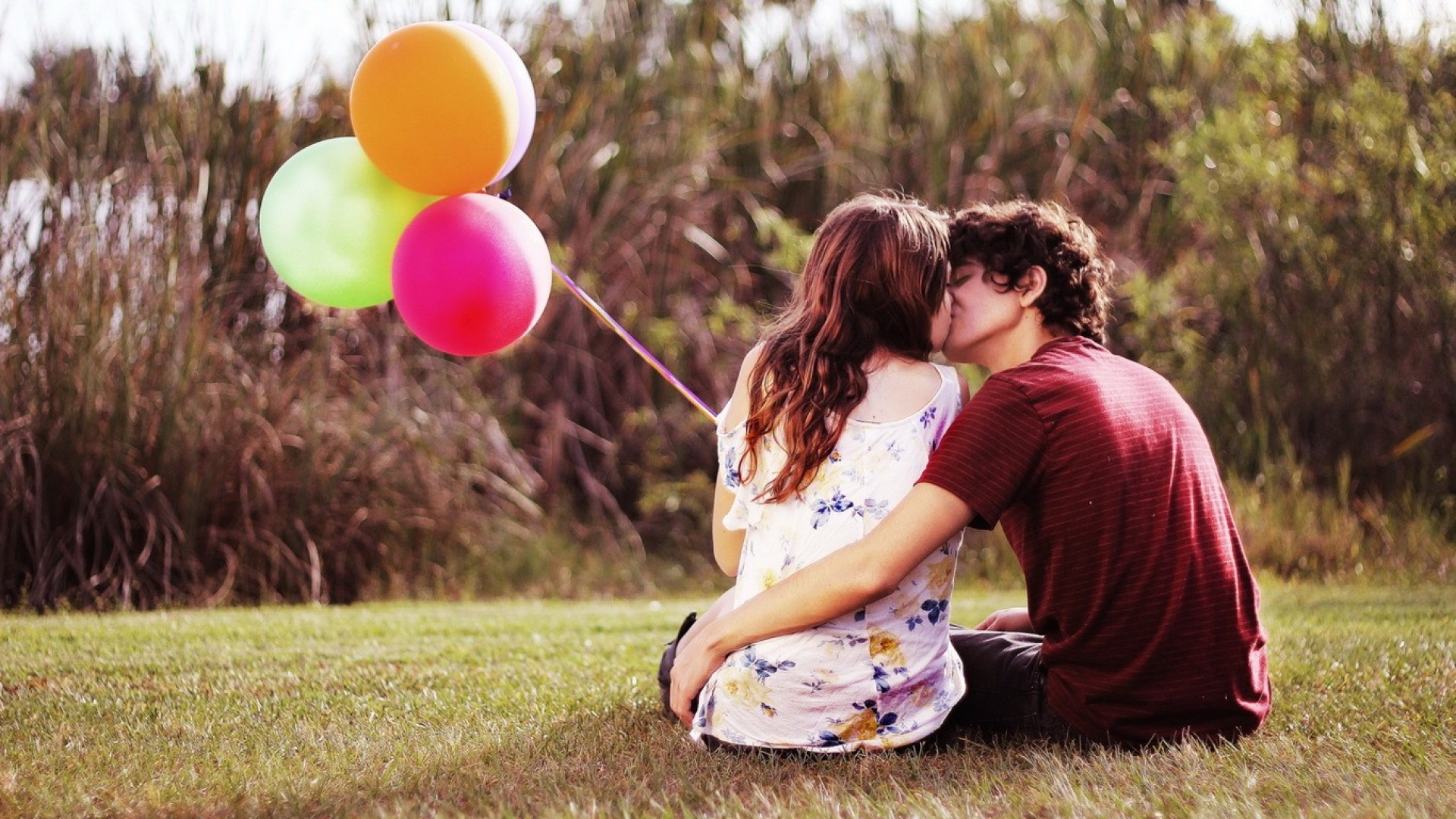 romantic wallpaper,people in nature,balloon,facial expression,love,grass