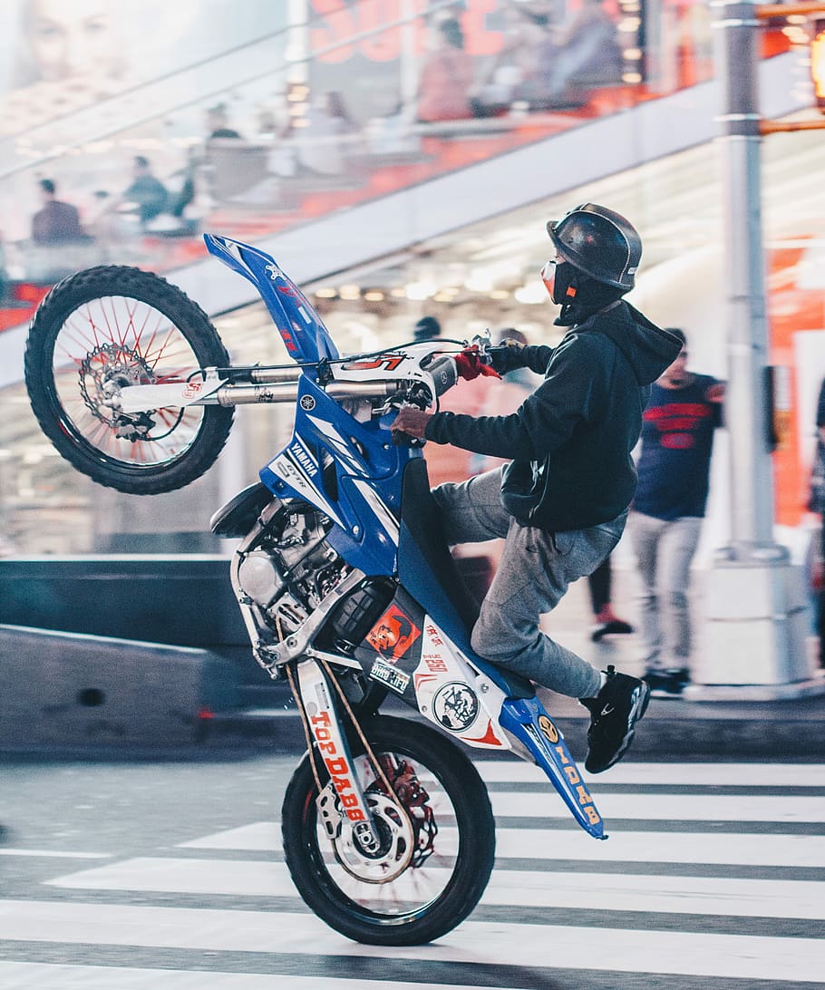 fond d'écran de vélo,interprète cascadeur,cascade,véhicule,moto,faire de la moto