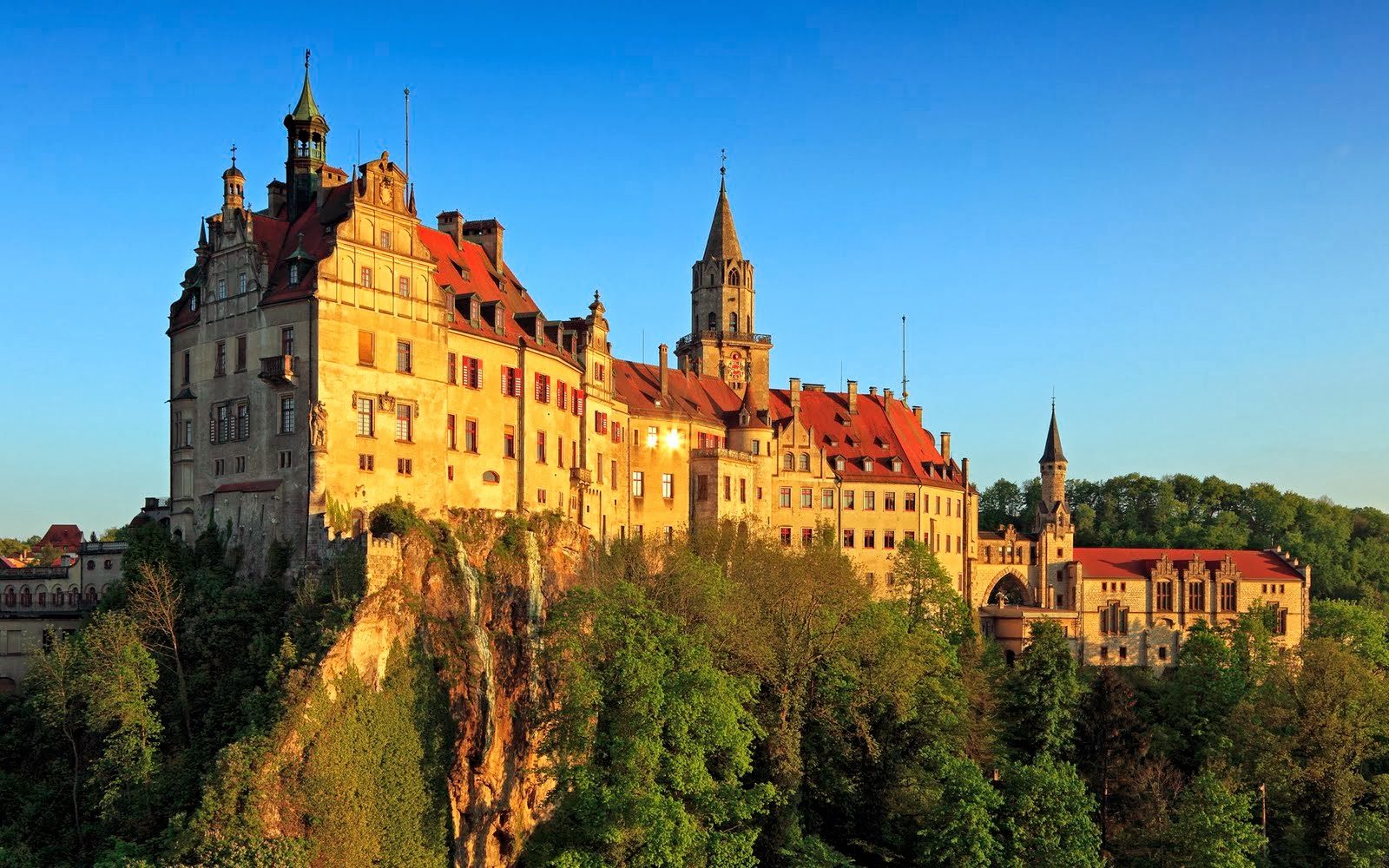 castle wallpaper hd,landmark,castle,medieval architecture,building,natural landscape