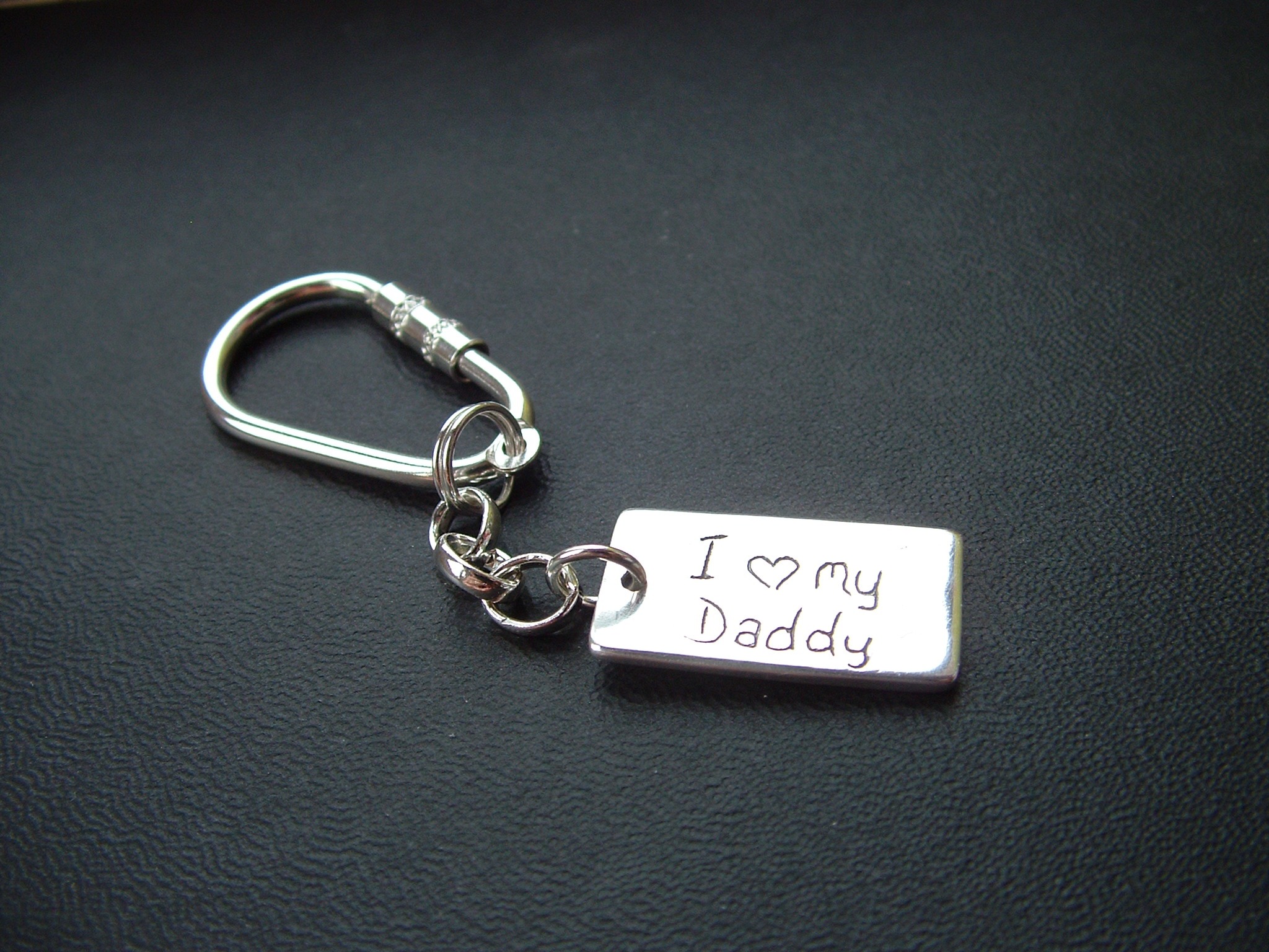 i love my dad wallpaper,fashion accessory,keychain,silver,material property,font