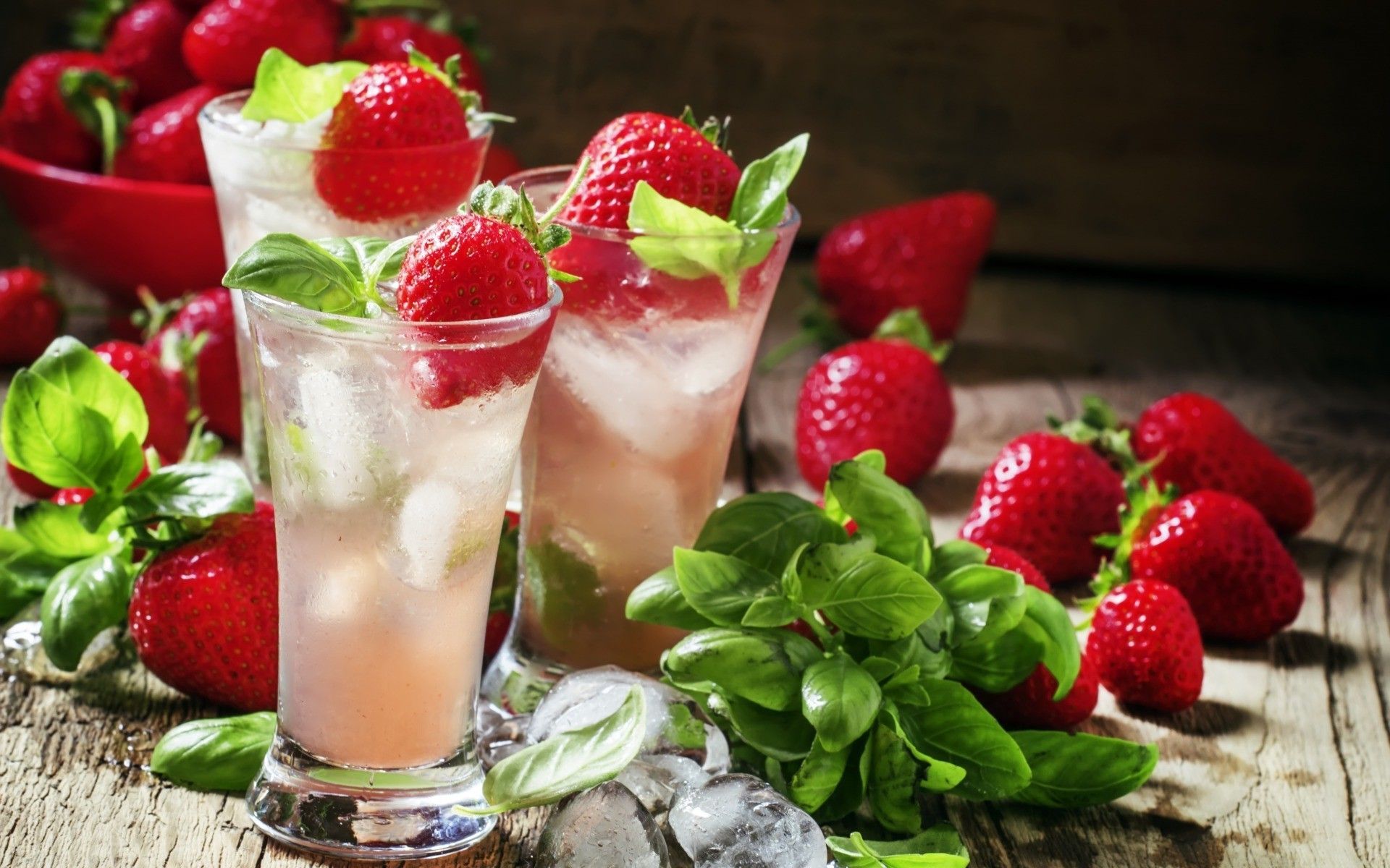 cold drink wallpaper,food,strawberries,strawberry,drink,non alcoholic beverage