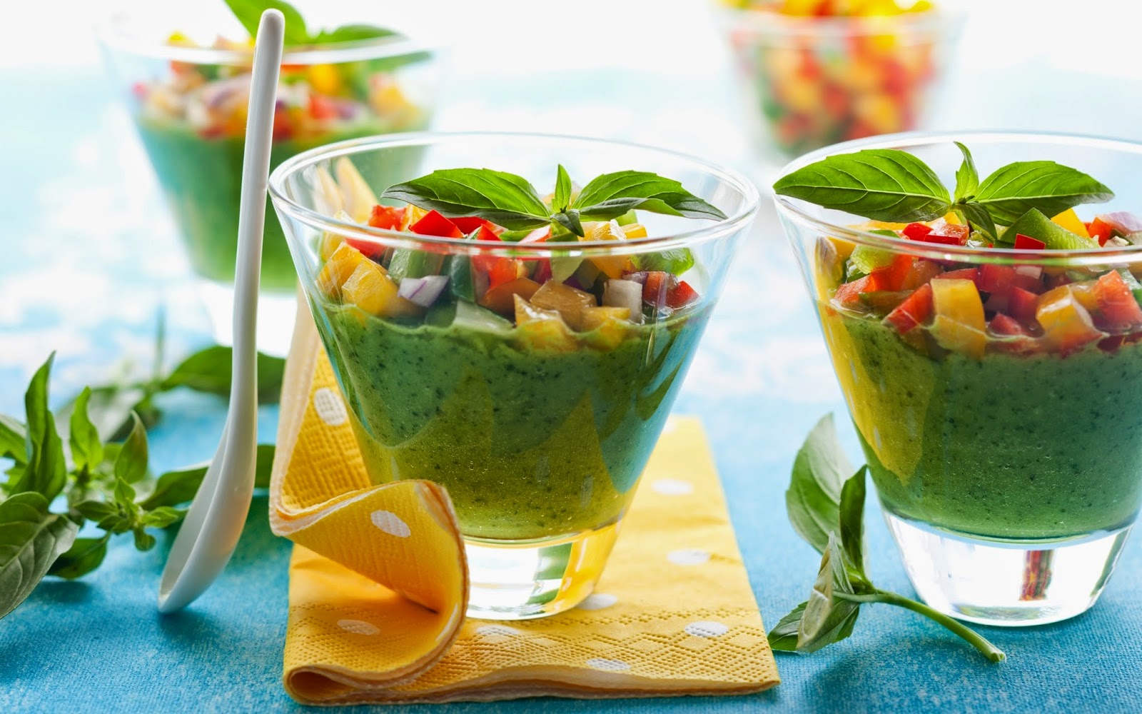 fondo de pantalla de comida y bebida,comida,plato,gazpacho,comida vegetariana,vegetal