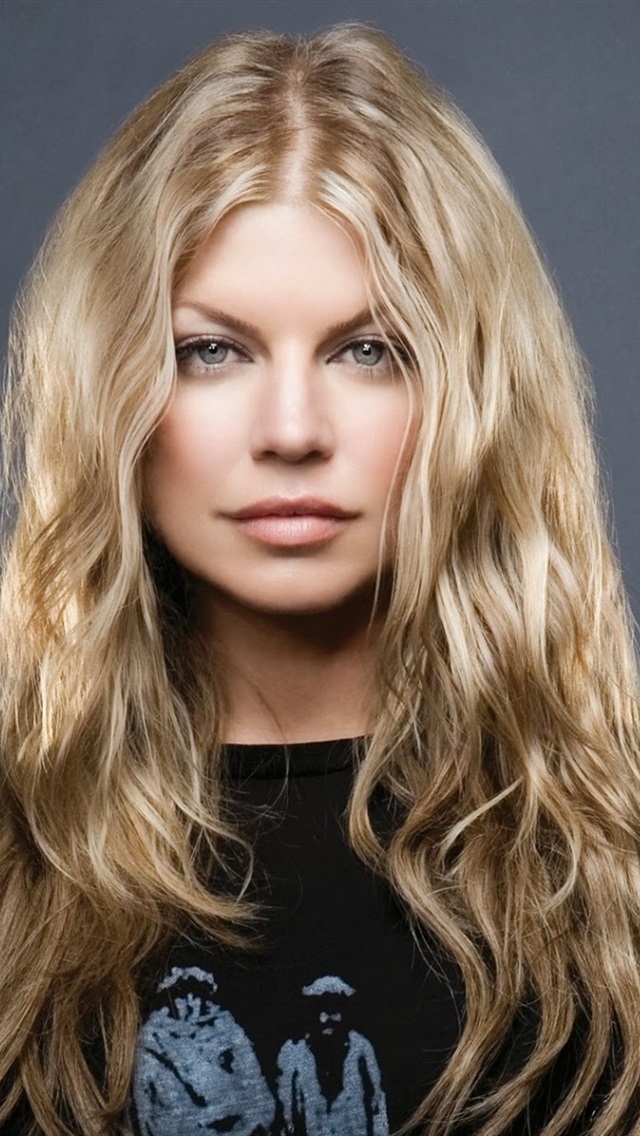 fergie wallpaper,hair,blond,face,hairstyle,eyebrow