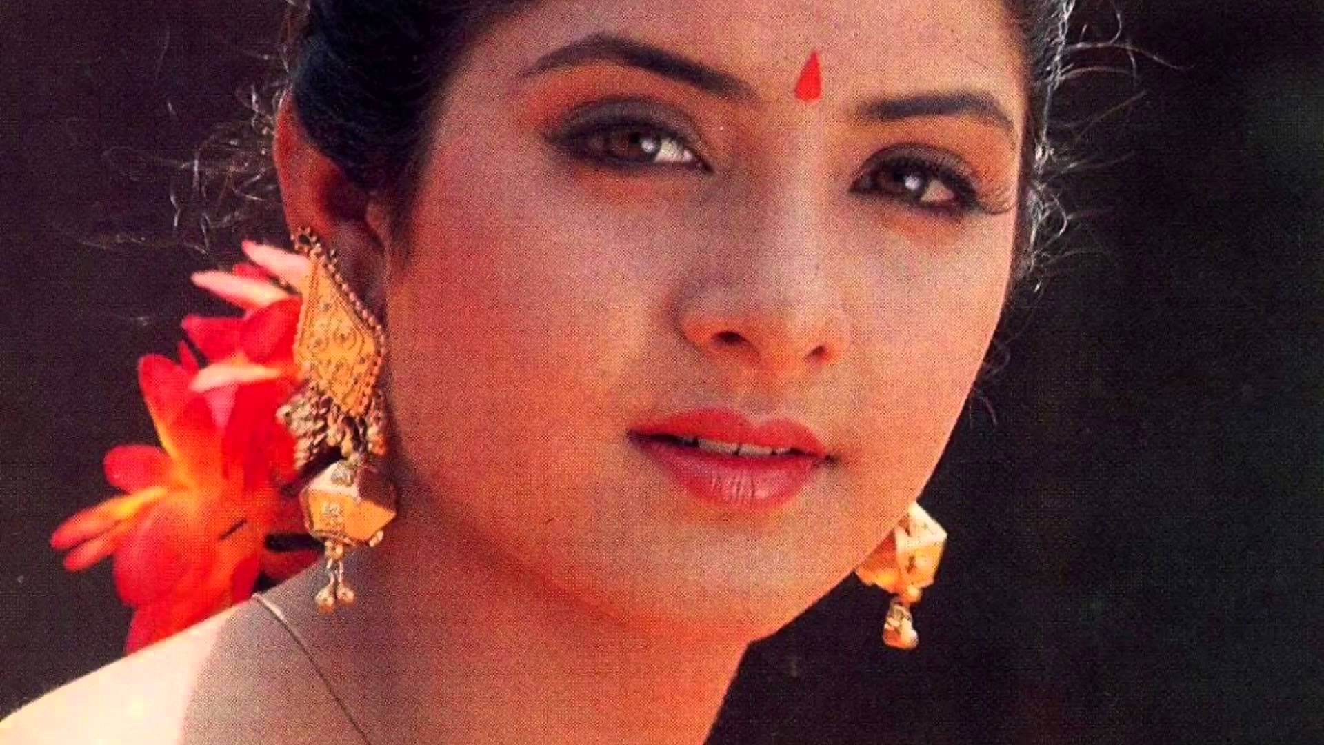 divya bharti full hd wallpaper,face,hair,nose,eyebrow,chin