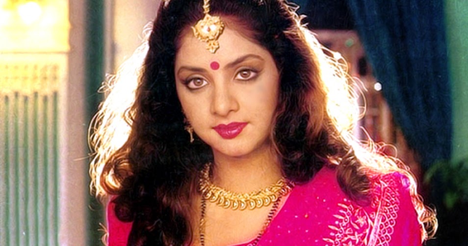 divya bharti wallpaper foto,haar,lippe,augenbraue,schönheit,frisur