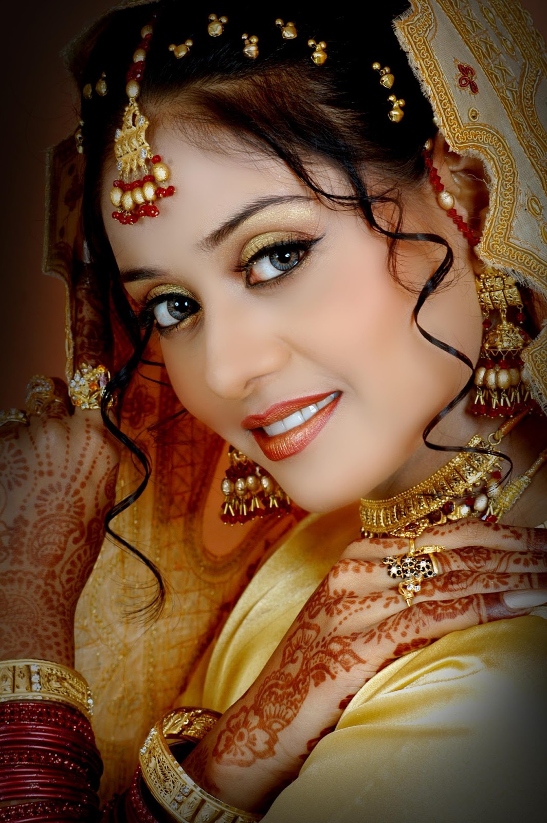 Beautiful Dulhan WallpaperUse Beautiful Dulhan WallpaperUse