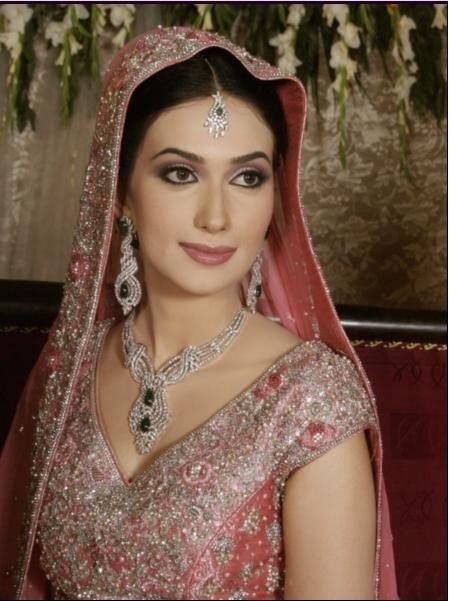 dulha dulhan mehndi designs wallpapers,pink,clothing,maroon,headpiece,bride