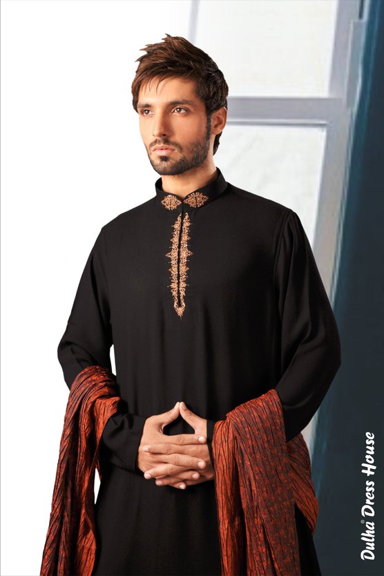 dulha dulhan mehndi designs wallpapers,clothing,maroon,formal wear,suit,neck