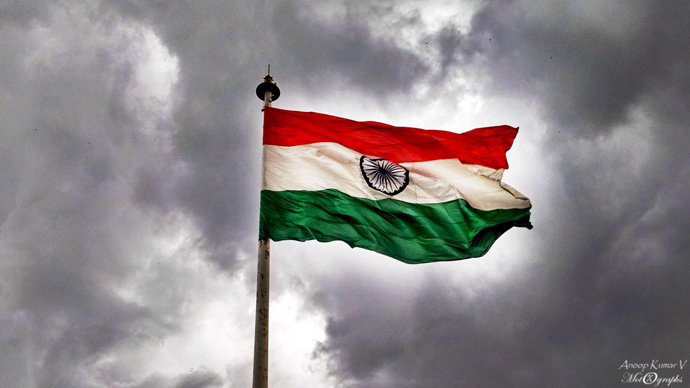 indian tiranga wallpaper,flag,sky,cloud,cumulus,pole