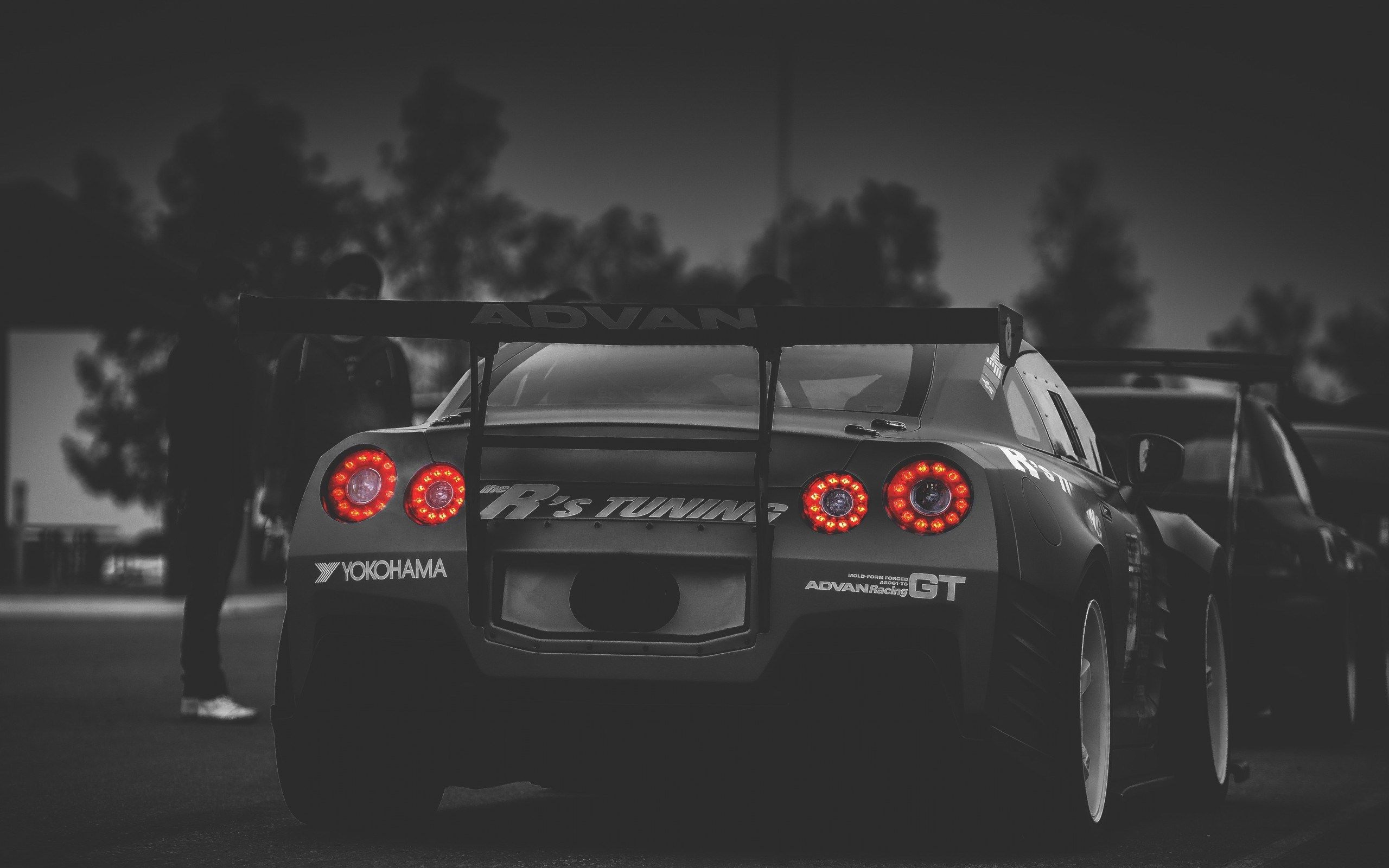 nissan gtr r35 wallpaper hd,black,white,automotive design,vehicle,car