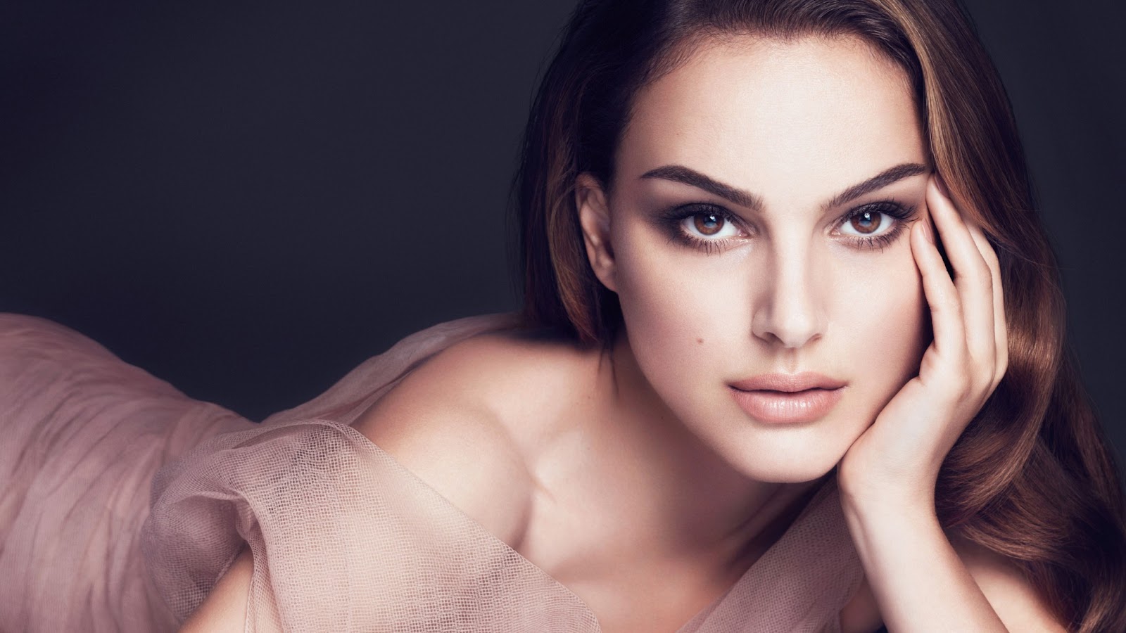 natalie portman wallpaper,face,hair,skin,eyebrow,lip