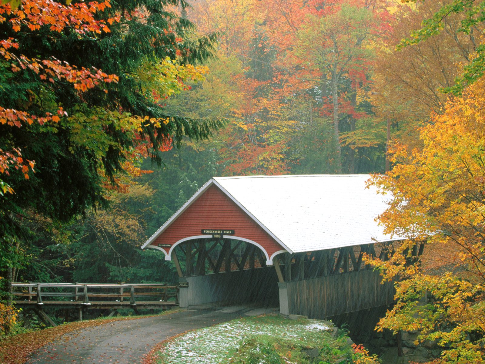 nh wallpaper,natural landscape,nature,leaf,humpback bridge,tree