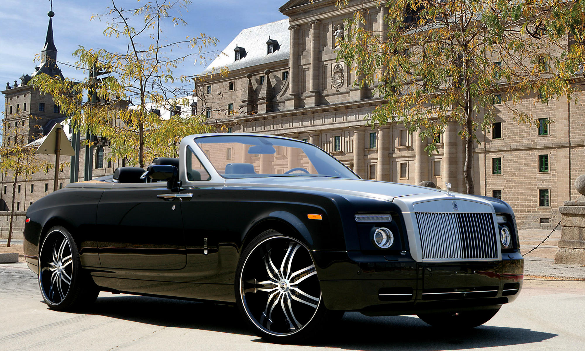 rolls royce phantom wallpaper,land vehicle,vehicle,car,luxury vehicle,rolls royce phantom