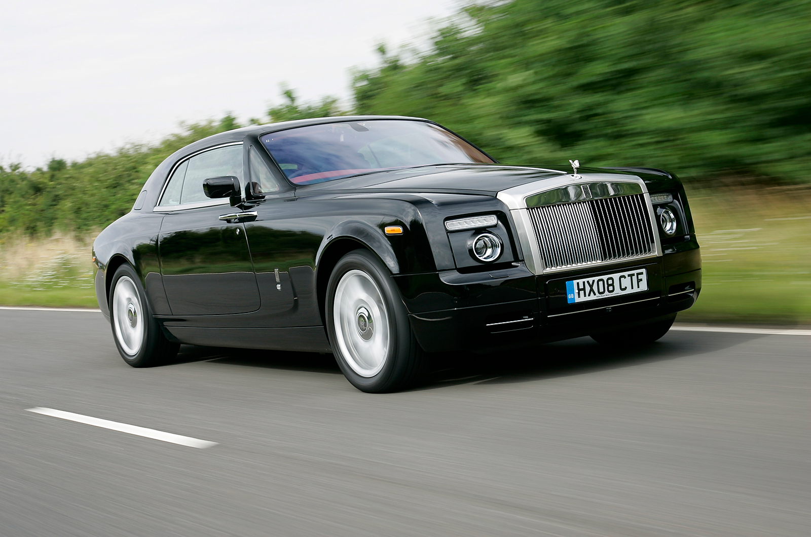 rolls royce phantom wallpaper,land vehicle,vehicle,luxury vehicle,car,rolls royce phantom