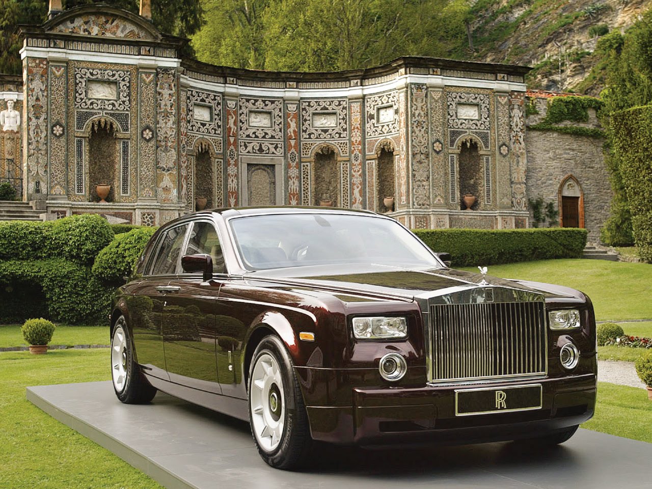 rolls royce phantom wallpaper,land vehicle,vehicle,car,luxury vehicle,rolls royce phantom