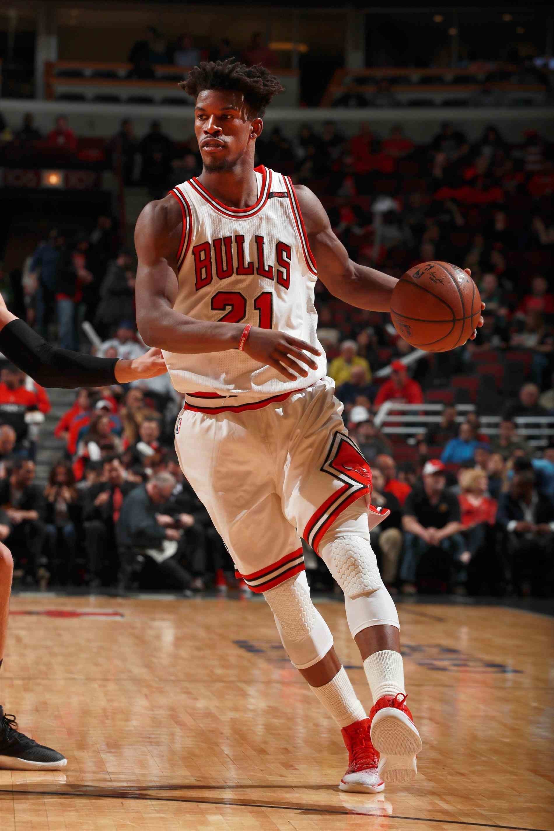 derrick rose wallpaper iphone,sports,basketball player,basketball moves,ball game,basketball