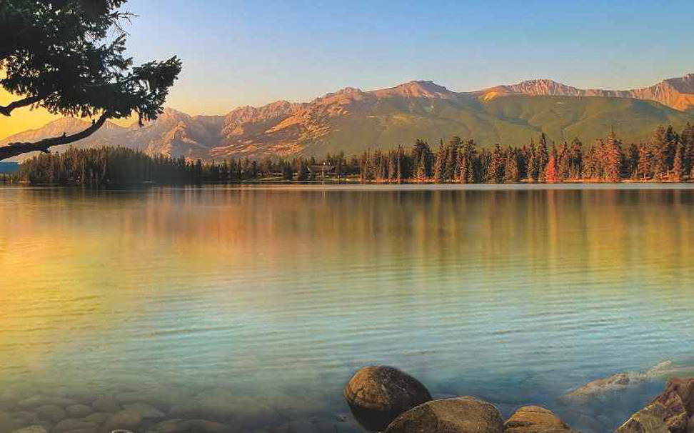 fondo de pantalla de tema de naturaleza,paisaje natural,naturaleza,cuerpo de agua,reflexión,cielo