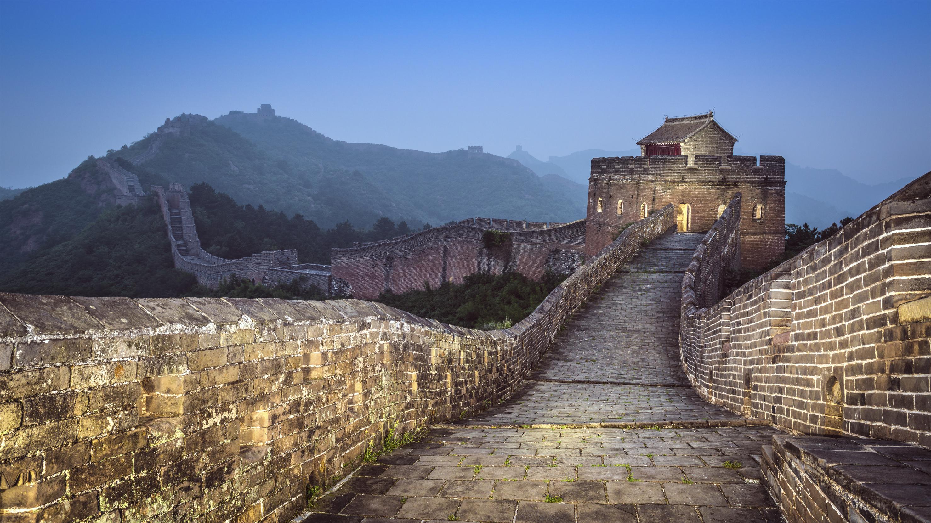 papel pintado de la gran muralla china,pared,cielo,fortificación,arquitectura,paisaje