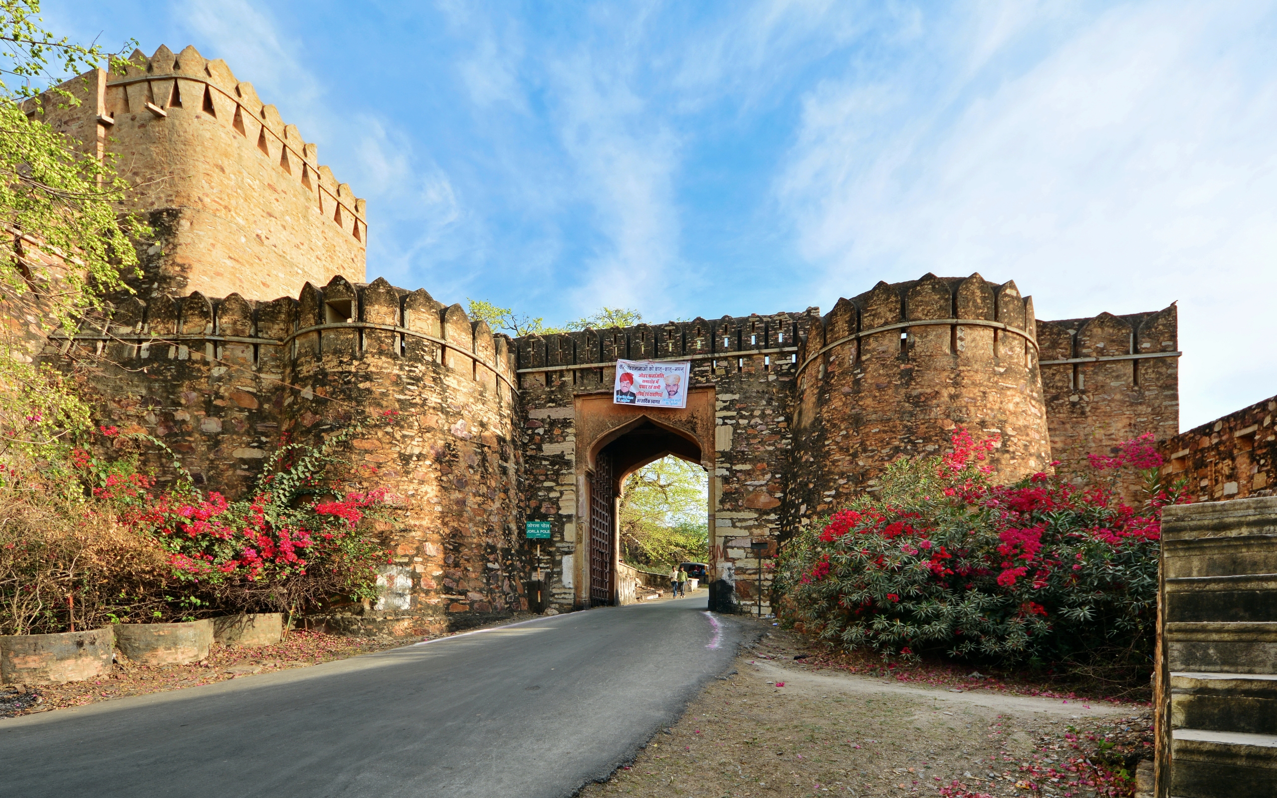 fort wallpaper,fortification,wall,town,property,landmark