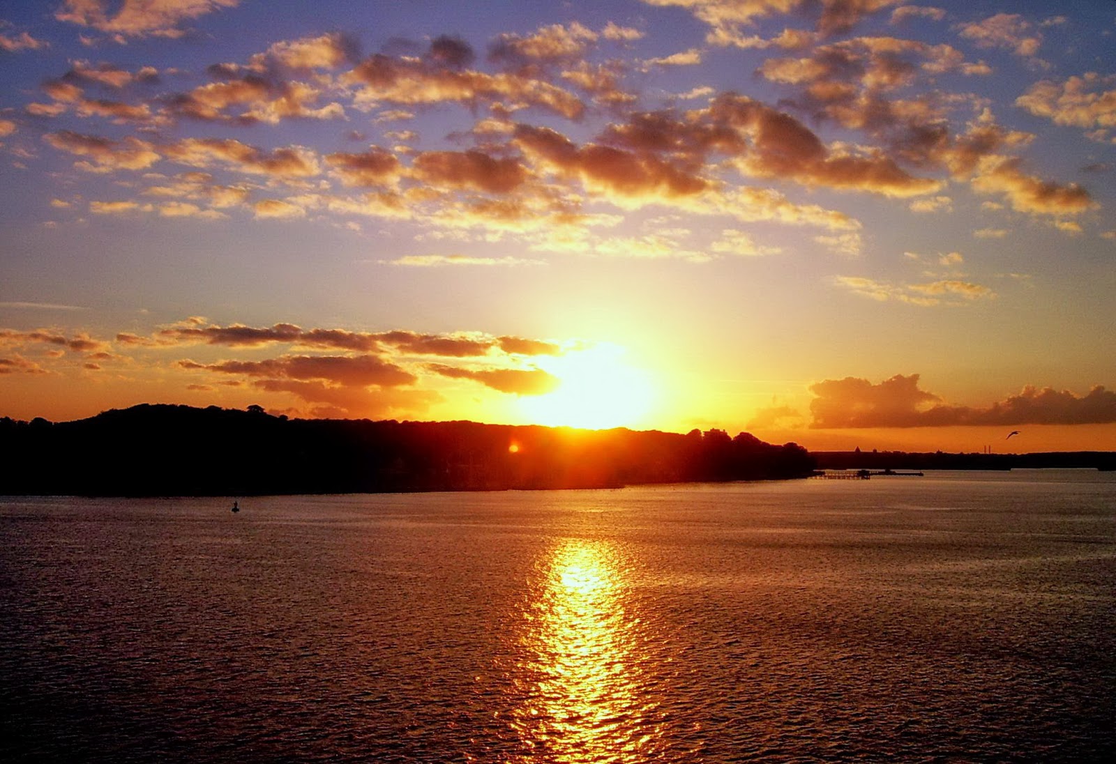 beau fond d'écran coucher de soleil,ciel,horizon,rémanence,le coucher du soleil,lever du soleil