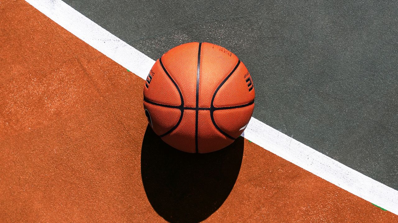 basketball ball wallpaper,basketball,basketball,sport venue,ball,team sport