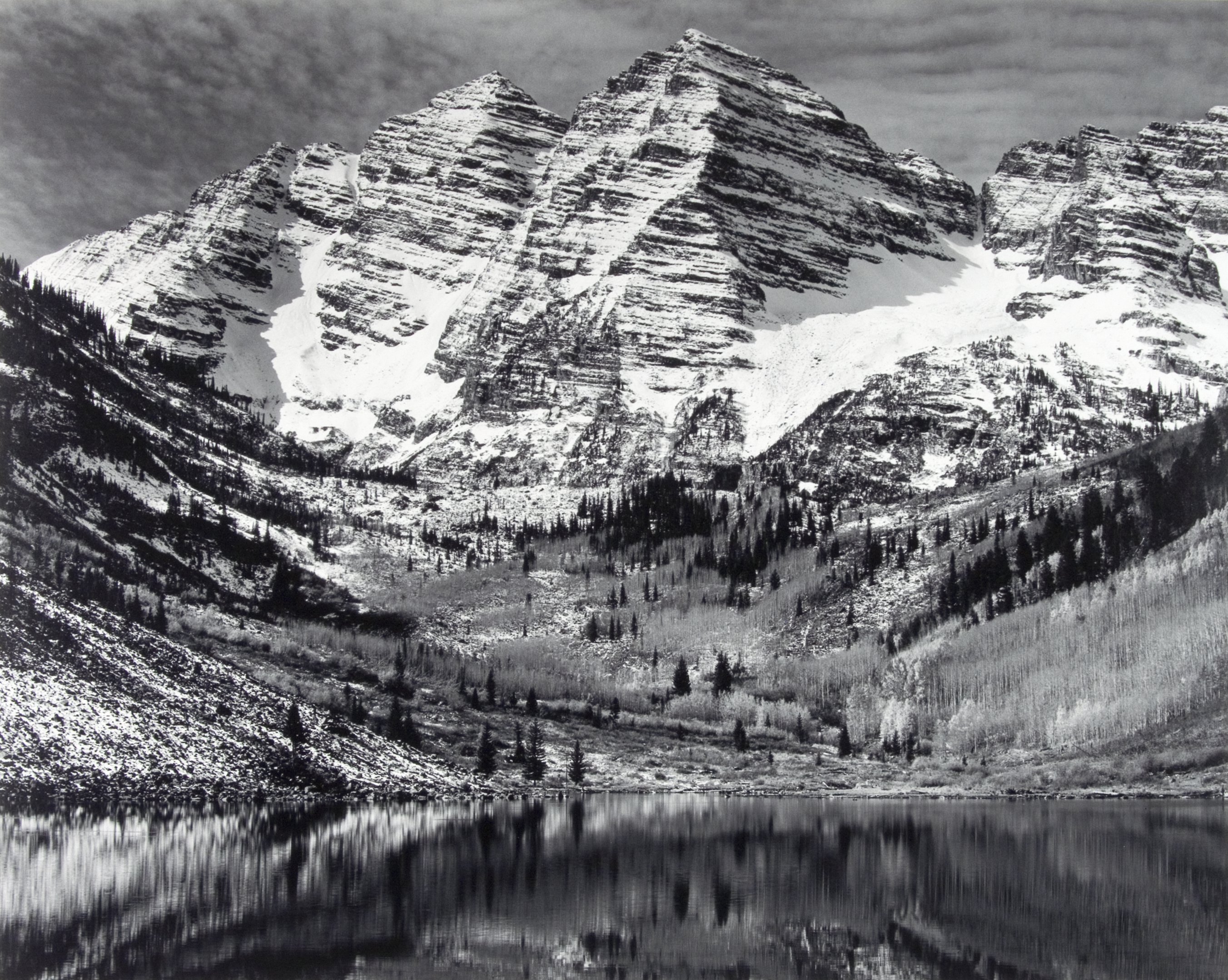 ansel adams wallpaper,berg,natürliche landschaft,wasser,schwarz und weiß,gebirge