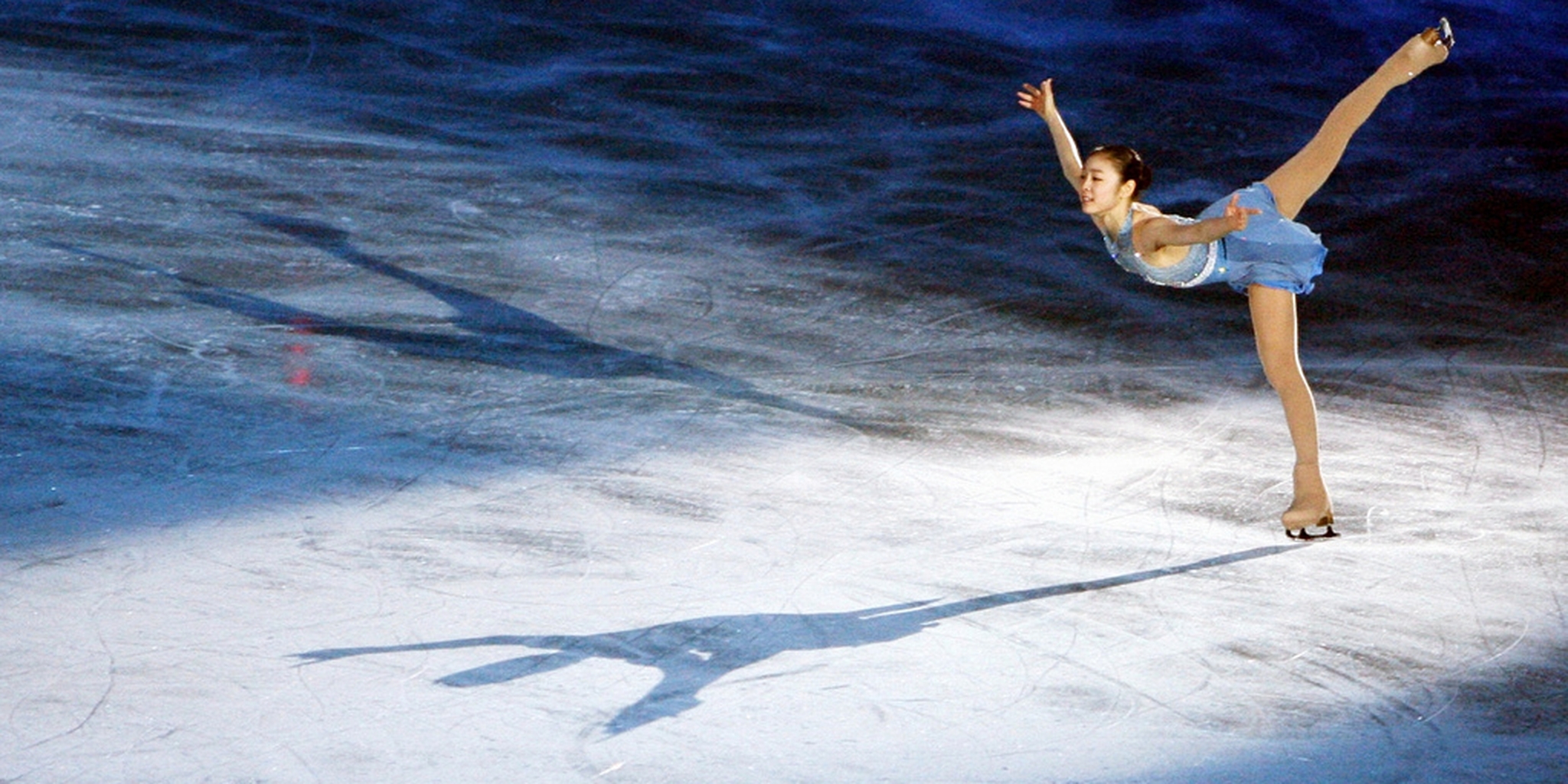 figura de fondo de pantalla,patinaje artístico,figura de skate,patinaje sobre hielo,baile sobre hielo,saltando