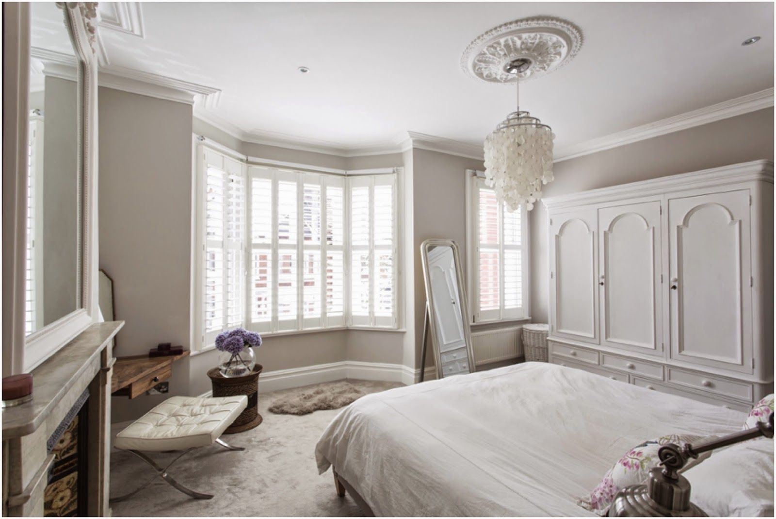 london wallpaper for bedrooms,bedroom,room,furniture,bed,white