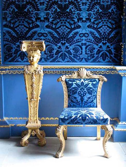 papier peint opulent,bleu,meubles,chaise,bleu cobalt,porcelaine