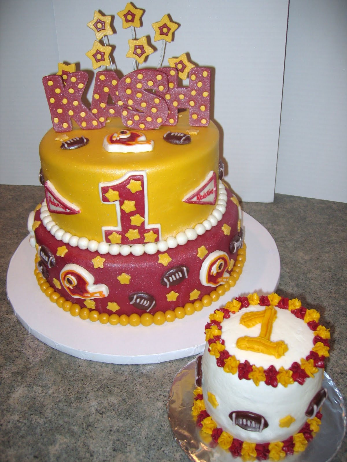 edible wallpaper,cake,sugar paste,cake decorating,birthday cake,icing