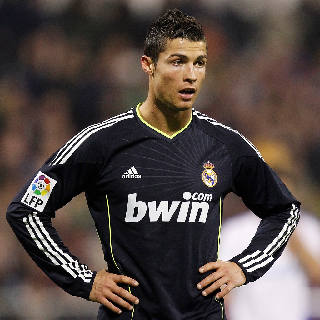 wallpaper cristiano ronaldo hd,player,football player,soccer player,team sport,jersey