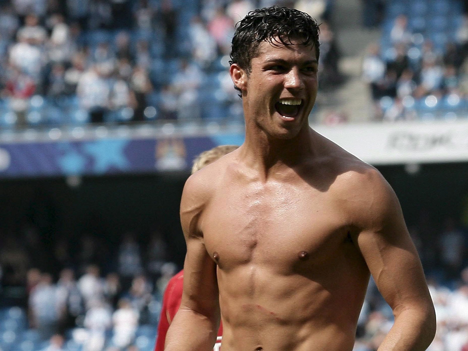 wallpaper cristiano ronaldo hd,barechested,muscle,chest,bodybuilder,athlete